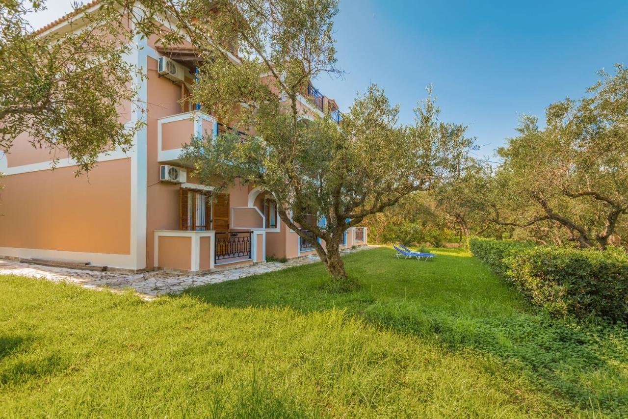 Kavos Psarou Studios & Apartments Exterior photo