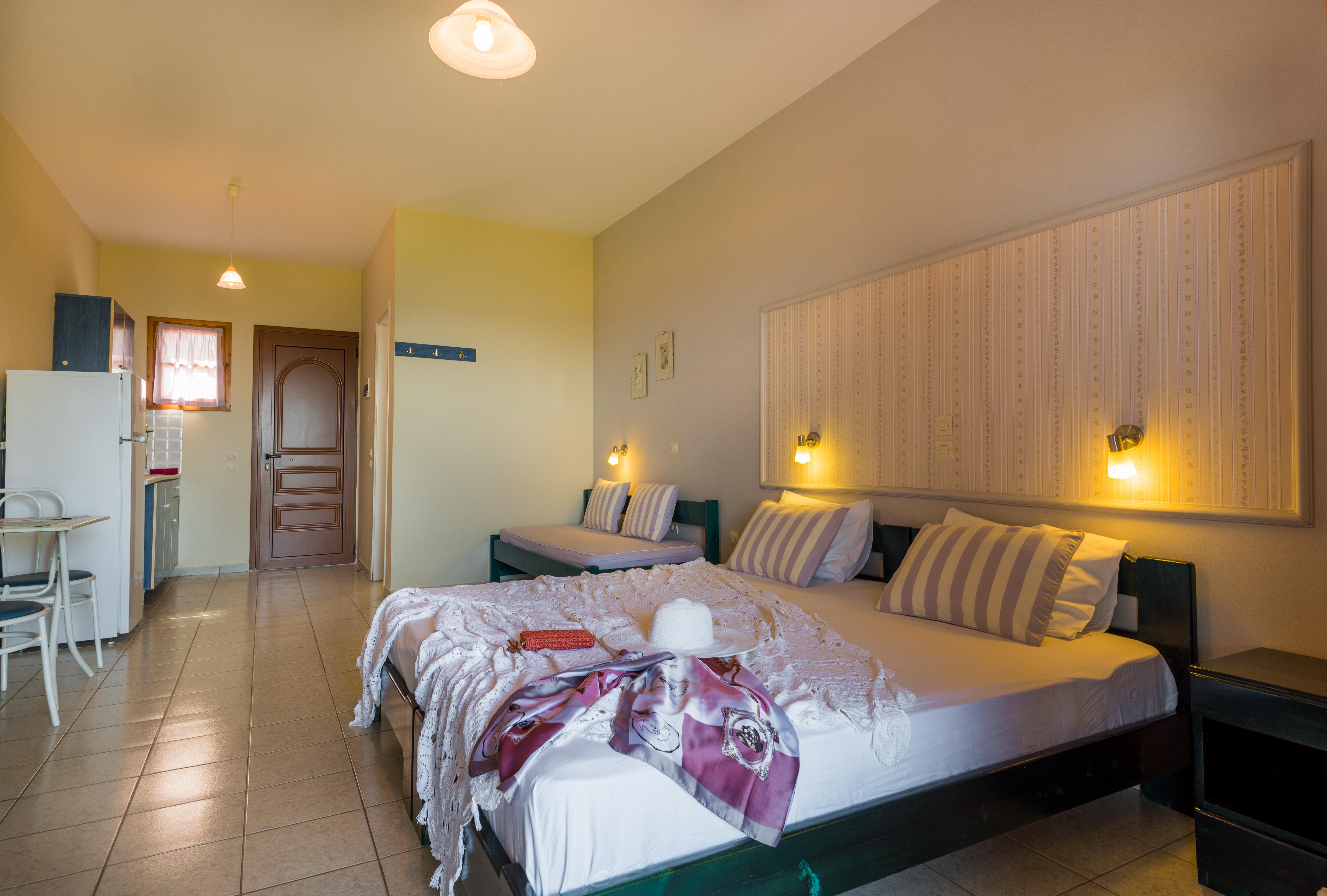 Kavos Psarou Studios & Apartments Exterior photo