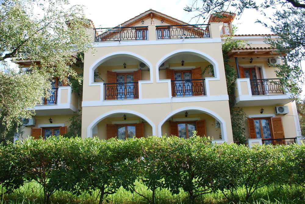 Kavos Psarou Studios & Apartments Exterior photo